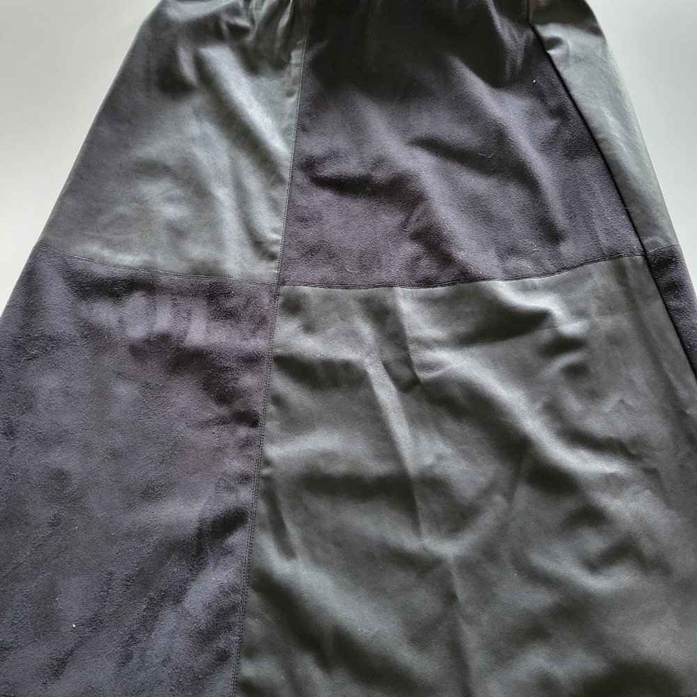 Leather and suede skirt